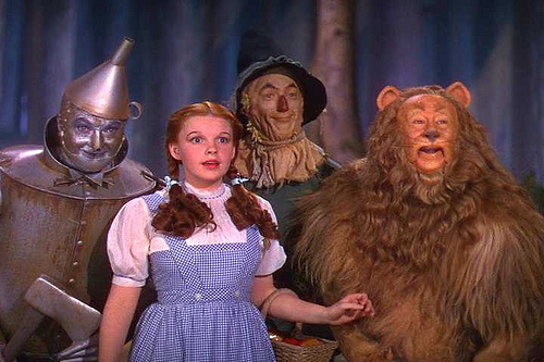 The Wizard of Oz from a blog by Martine Ford of Spirit Yoga. Finding peace and courage: Total Recall meets The Wizard of Oz